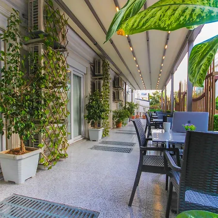 Antalya Residence Hotel 安塔利亚